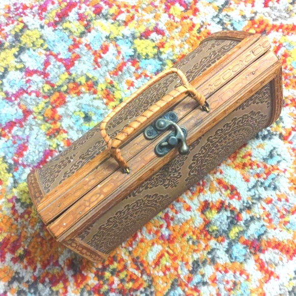 Vintage 1950's Wooden Purse - Picture 2 of 4